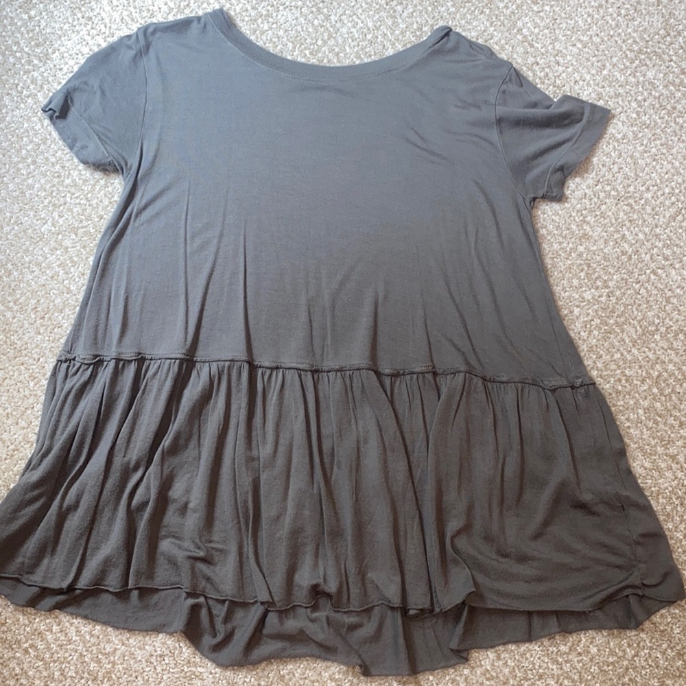 Truly Madly Deeply top in olive green - size Small